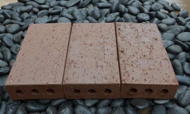 棕色燒結(jié)磚價格 棕色透水磚價格