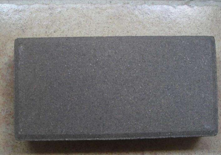 黑色陶瓷透水磚價(jià)格 黑色陶瓷透水磚價(jià)格